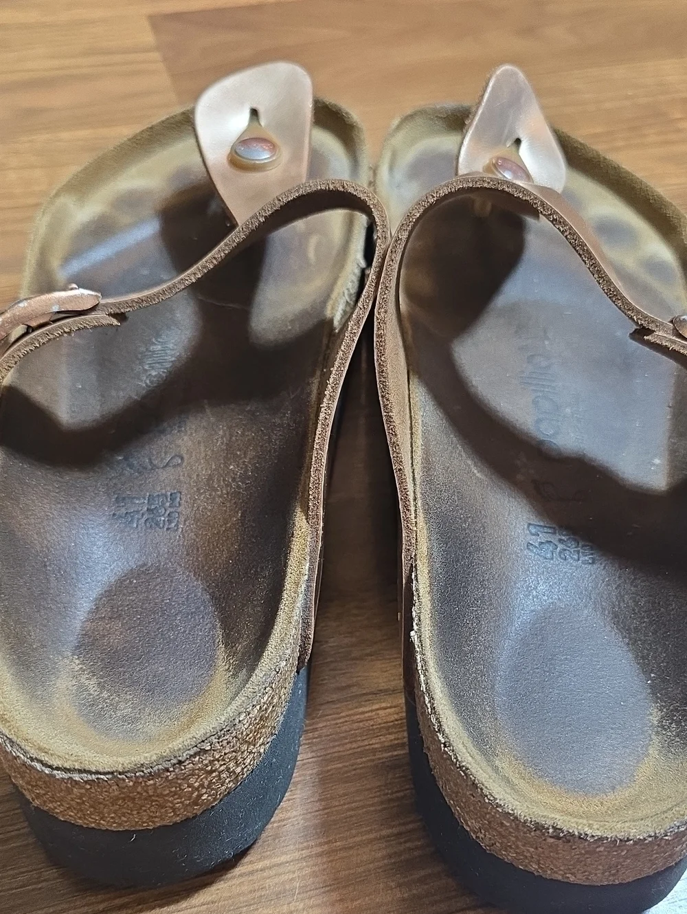 Papillio Birkenstock Gizah Metallic Rose Gold Thong Platform Sandals